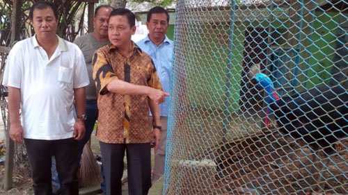 North Sumatra Police Raids Two Illegal Wildlife Parks in Medan But Arrest of Owners is Still Under Preparation (March 2, 2016)